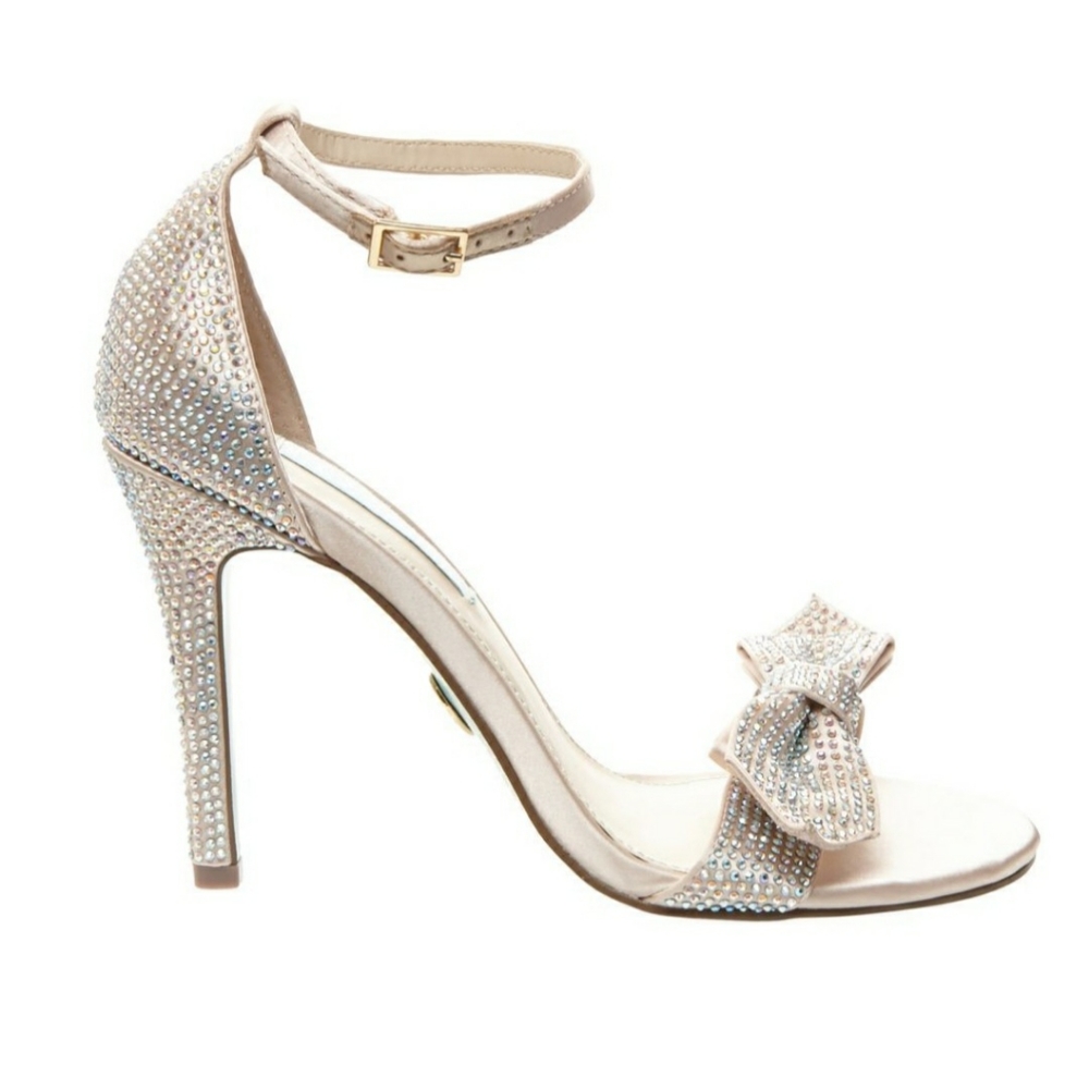 Blue By Betsey Johnson Gwen Champagne Satin Embellished Bow Heels Size 9.5M